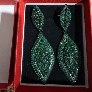 Elegant Green Drop Earrings
